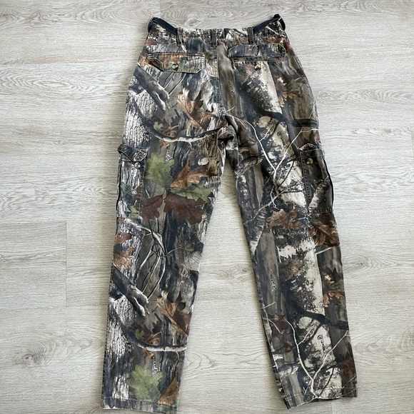 Realtree Camouflage Cargo Pants - Picture 5 of 5